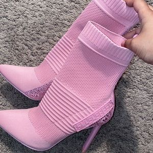 Steve Madden Maxwelle Pink Size 7